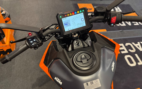KTM 250 DUKE JPE40