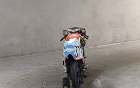 APRILIA RS125R ..