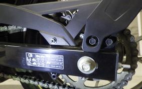 SUZUKI ｼﾞｸｻｰ250 ED22B