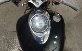 YAMAHA DRAGSTAR 1100 2003 VP13J