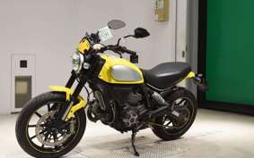 DUCATI SCRAMBLER ICON 2015