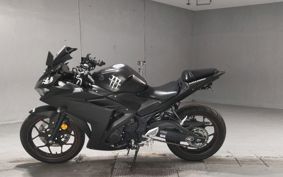 YAMAHA YZF-R25 RG10J