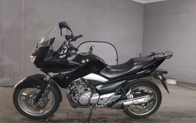 SUZUKI GSR250S GJ55D