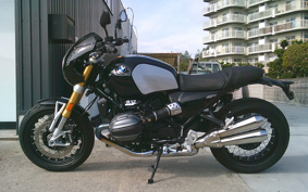 BMW R12 nine T 2024 0N01