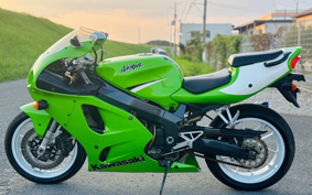 KAWASAKI NINJA ZX-7R 2001 ZX750P