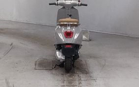 VESPA PRIMA BEIGE RA125 ..