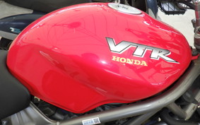 HONDA VTR 250 MC33