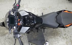 KTM 390 DUKE 2022