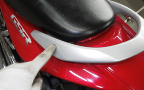 SUZUKI GSR250 2021