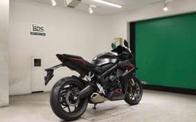 HONDA CBR650R E-Clutch 2025 RH17