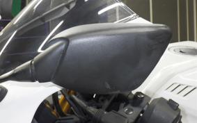 YAMAHA YZF-R15 2023