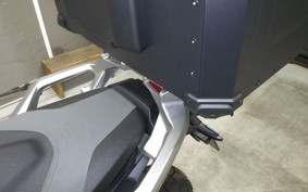 HONDA X-ADV 750 2025 RH21