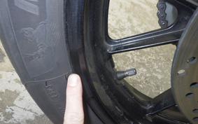 SUZUKI Vｽﾄﾛｰﾑ1000A 2014 VU51A