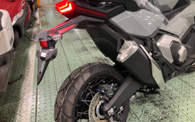 HONDA X-ADV 750 2025 RH10