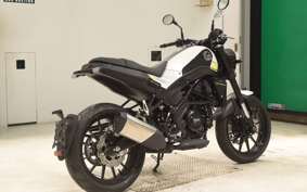 BENELLI レオンチーノ250