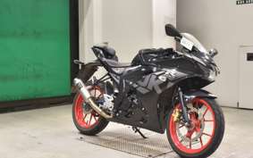 SUZUKI GSX-R125 DL33B