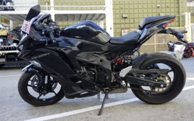 KAWASAKI ZX-25R ZX250E
