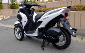 YAMAHA TRICITY 125 SE82J