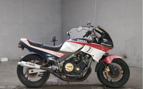 YAMAHA FZ750 1FM