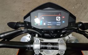 KTM 690 DUKE 2023 LDV40