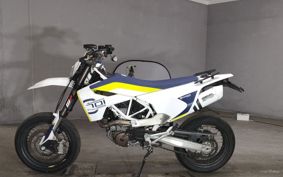 OTHER HUSQUARNA 701 SUPERMOTO 2017 USV