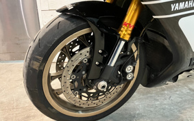 YAMAHA YZF-R1 2016 RN39