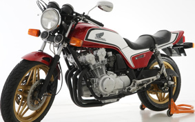 HONDA CB750 1981 RC04