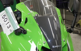 KAWASAKI ZX-4RR ZX400P