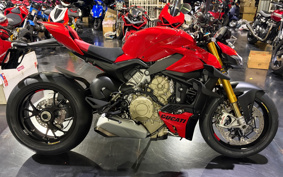 DUCATI STREET FIGHTER V4S 2025 4F00