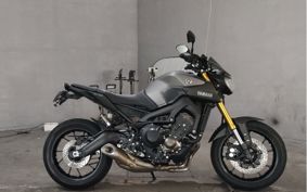 YAMAHA MT-09 RN34J