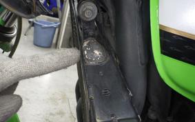 KAWASAKI ZRX400 2005 ZR400E