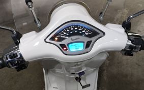 VESPA PRIMA BEIGE RA150 M82414