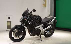 SUZUKI ｸﾞﾗﾃﾞｨｳｽ400 2010