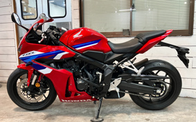 HONDA CBR650R E-Clutch 2026 RH17