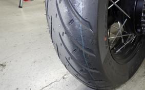 TRIUMPH BONNEVILLE BOBBER 2025