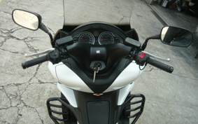 HONDA SILVERWING400GT 2017 NF03