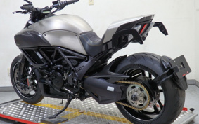 DUCATI DIAVEL TITANIUM 2015 ZDMG105JAFB