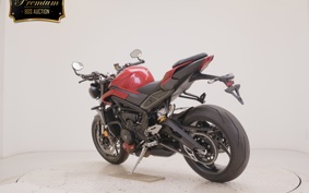 TRIUMPH STREET TRIPLE RS 2026
