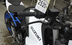 SUZUKI GSX-8S 2023 EM1AA