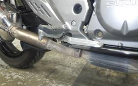 SUZUKI GSR250