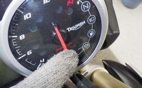 TRIUMPH STREET TRIPLE 85 2017