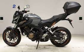 HONDA CB650F 2018 RC83