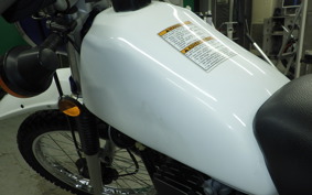 SUZUKI TS185 2011