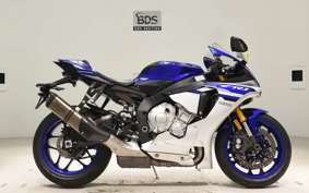 YAMAHA YZF-R1 2016