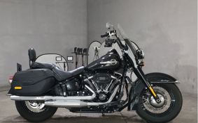 HARLEY FLHCS1870 YBK