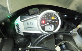 TRIUMPH DAYTONA 675 2010
