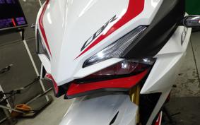 HONDA CBR250RR A MC51