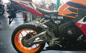 HONDA CBR600RR 2016 PC40
