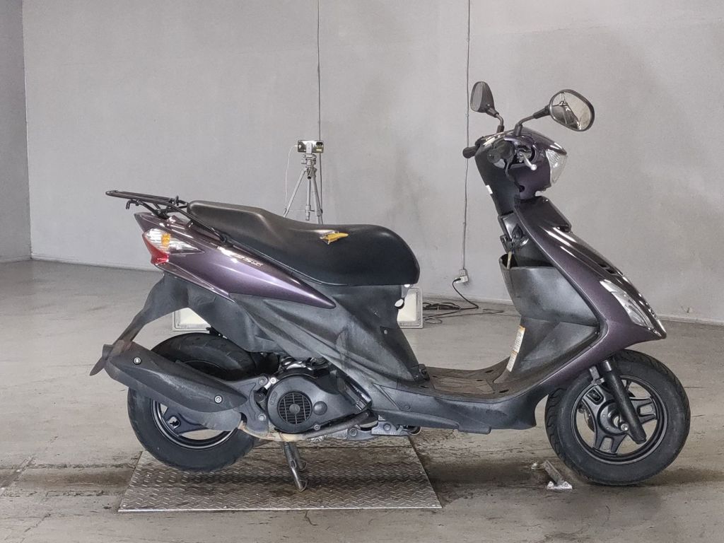 Фото Suzuki ADDRESS V125 с японского аукциона