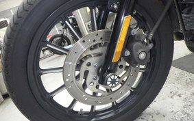 HARLEY XL883N 2012